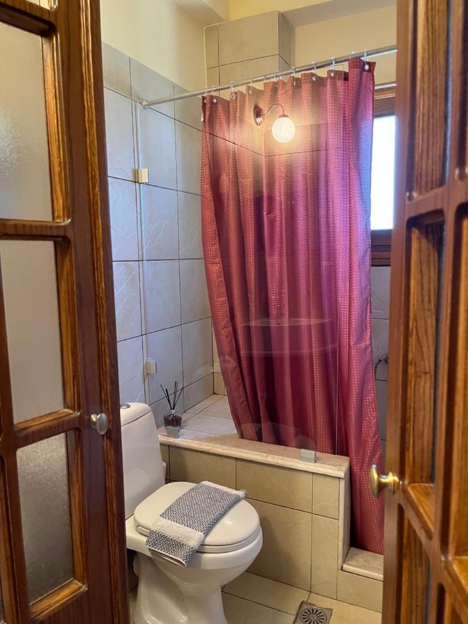 Guesthouse Kaliepia Ієрісос Екстер'єр фото